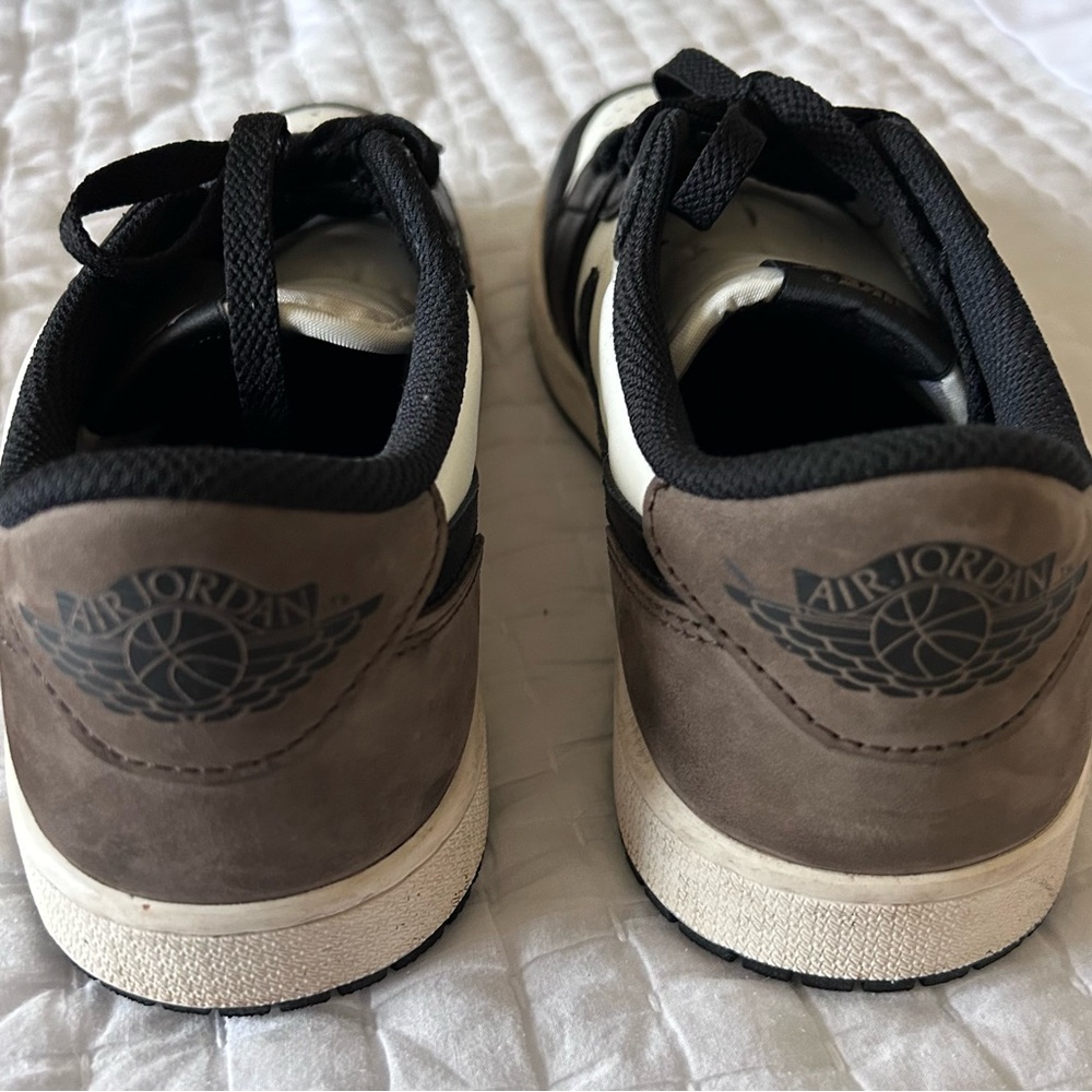 Jordan 1 OG Low Retro Mocha - Picture 4 of 5